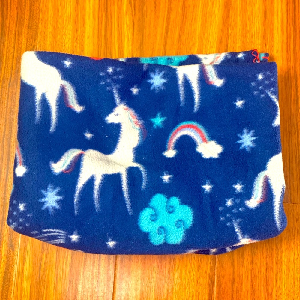Soft never used blanket unicorn prent